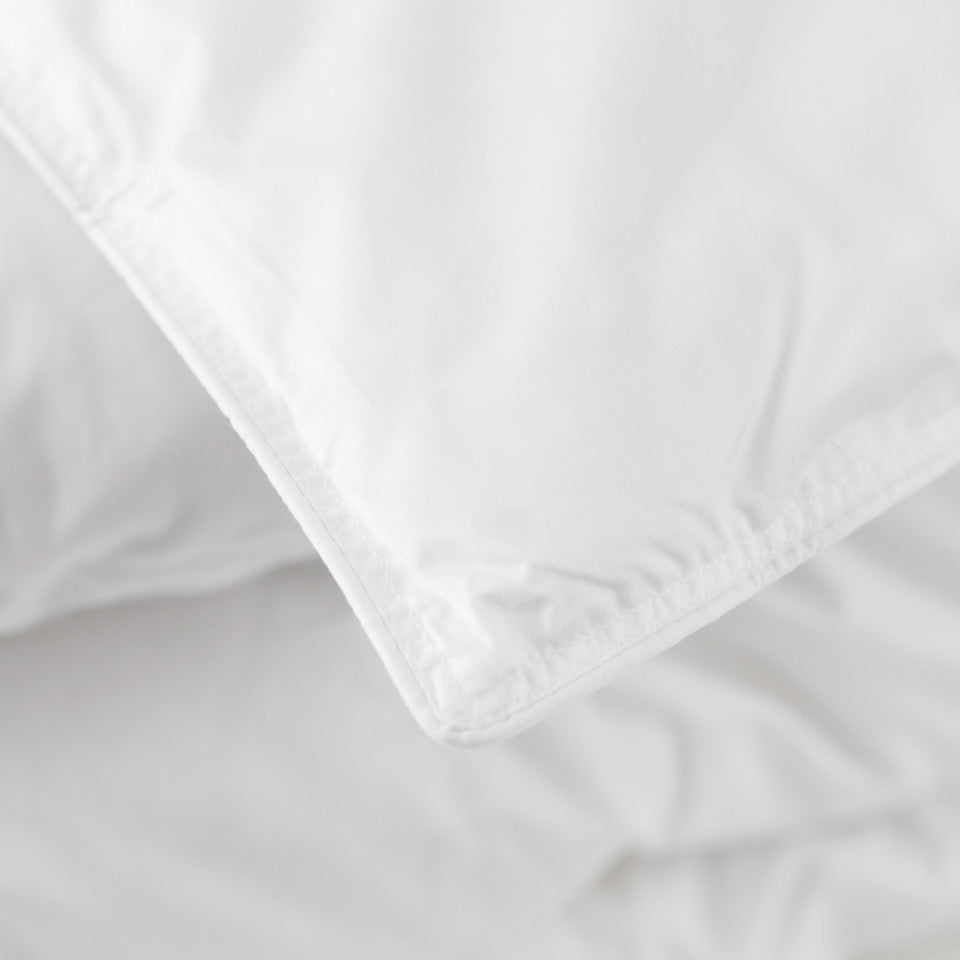 Alpilles 4-season duck down duvet