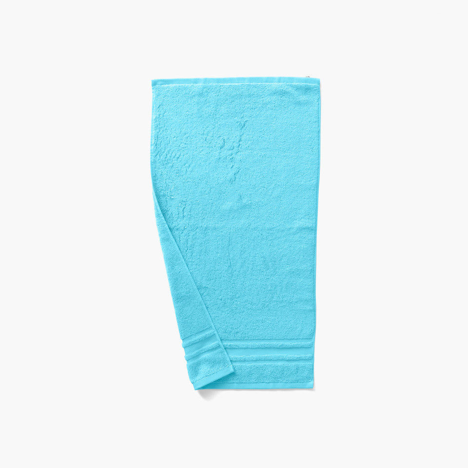 Lola II turquoise cotton bath towel