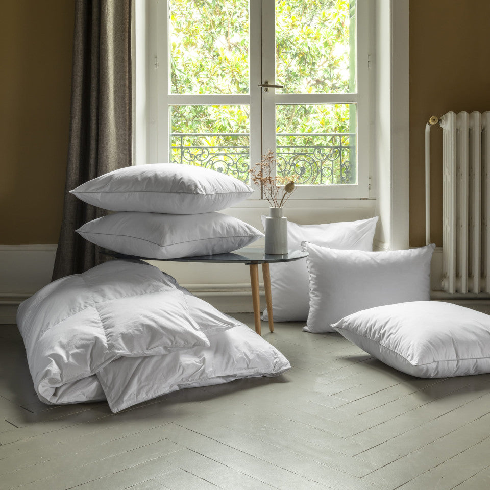 Extreme Firm Synthetic Rectangular Pillow
