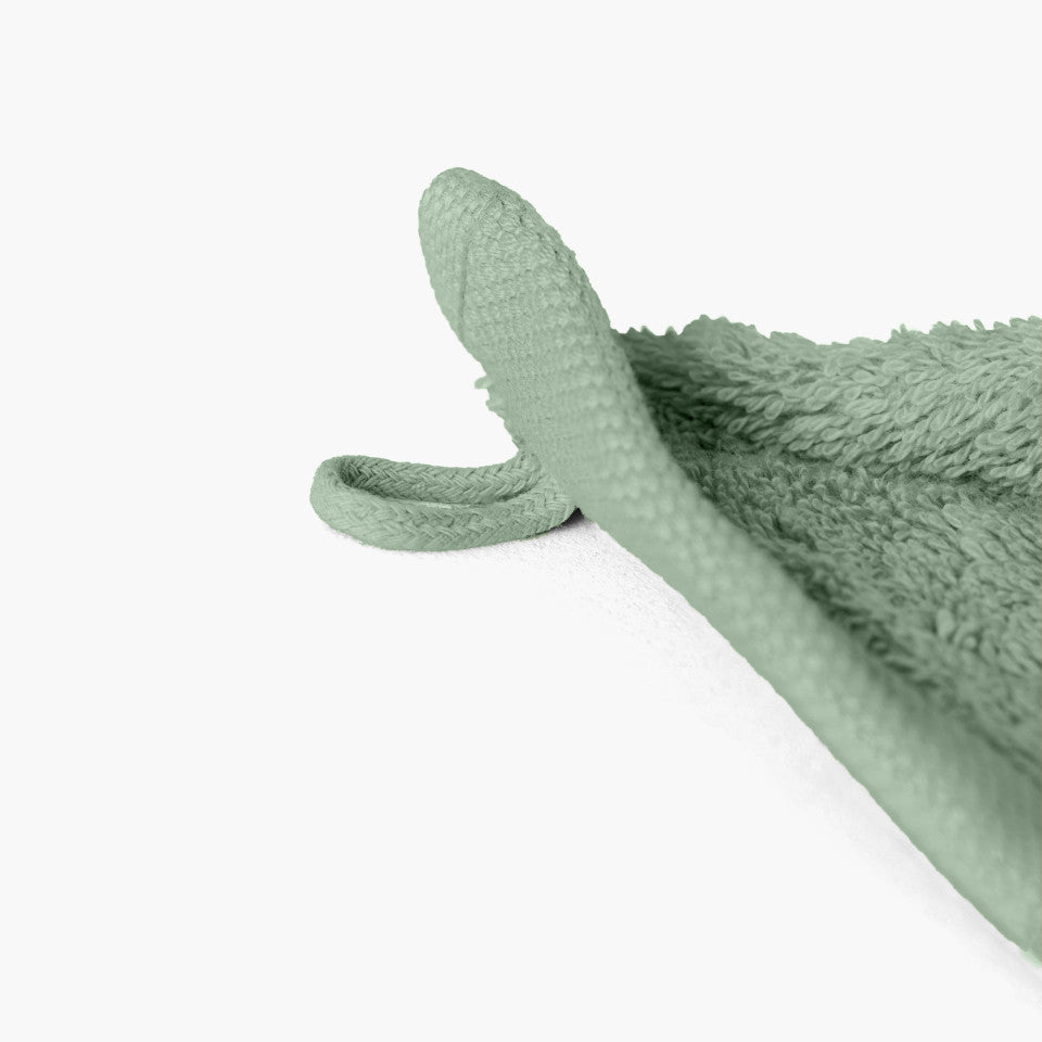 Lola II sage cotton guest towel