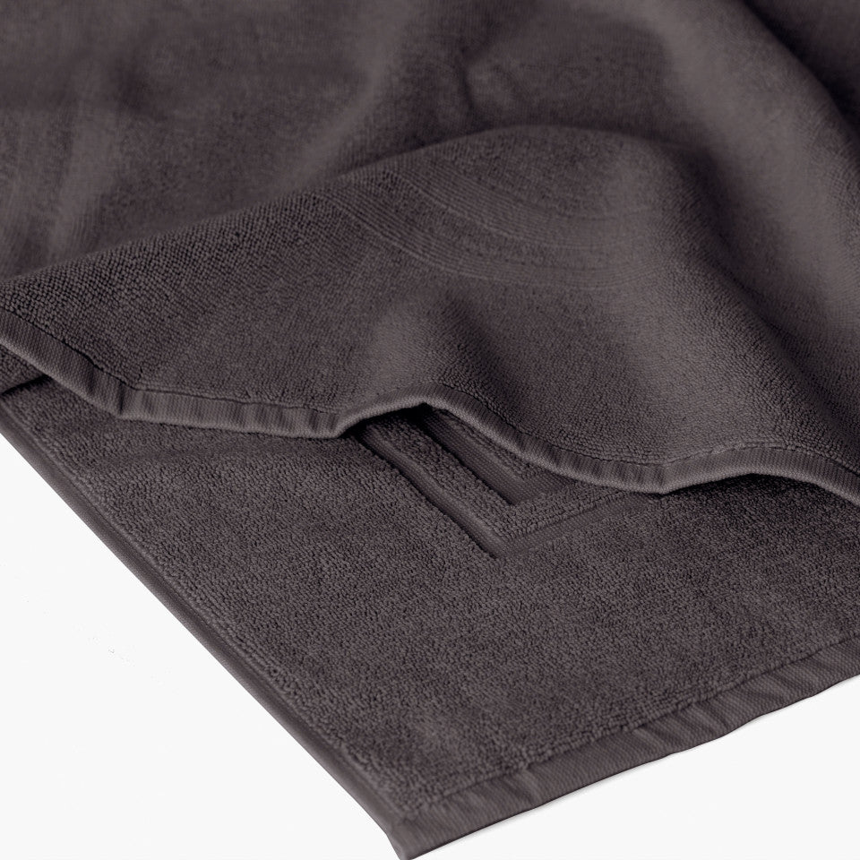 Lola II anthracite cotton bathmat