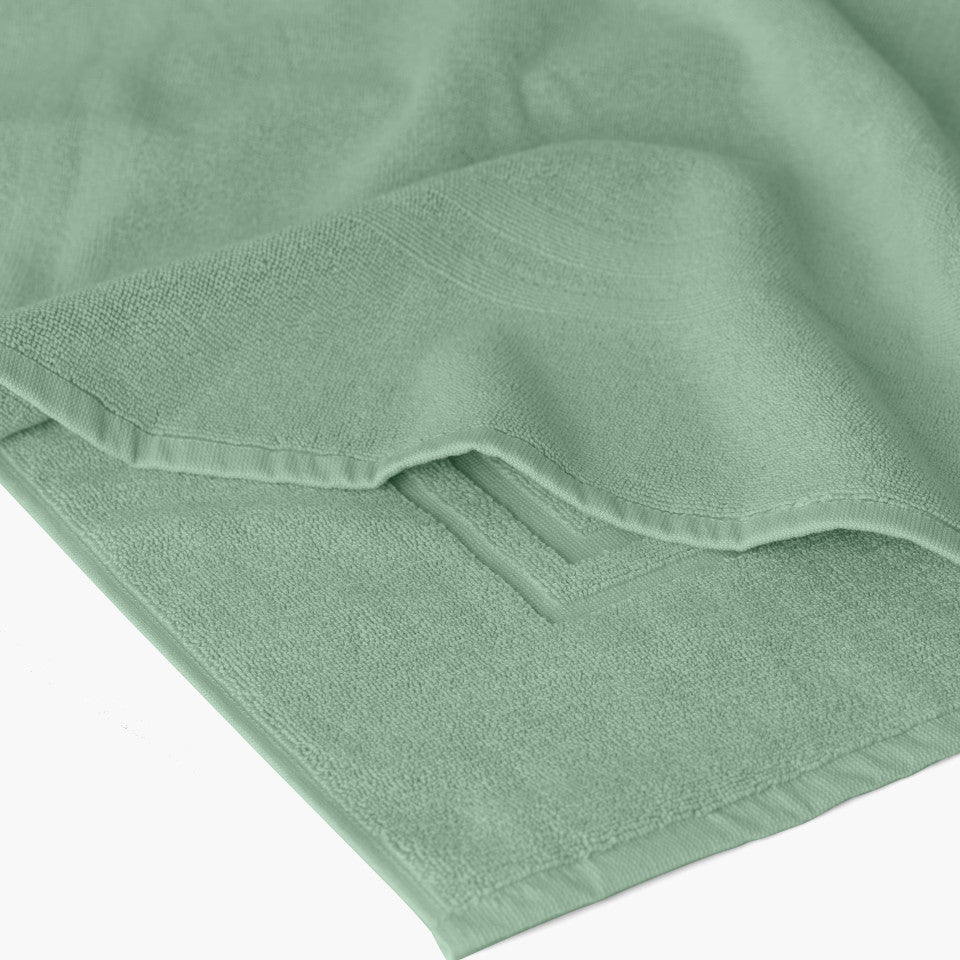 Lola II sage cotton bath mat