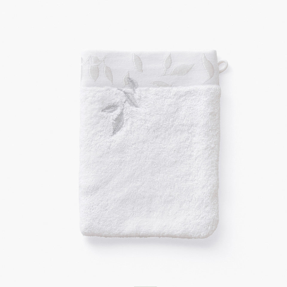 Equinoxe neige cotton and bamboo viscose wash mitt