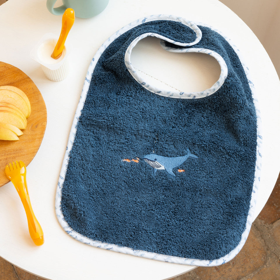 Oceanos cotton bib