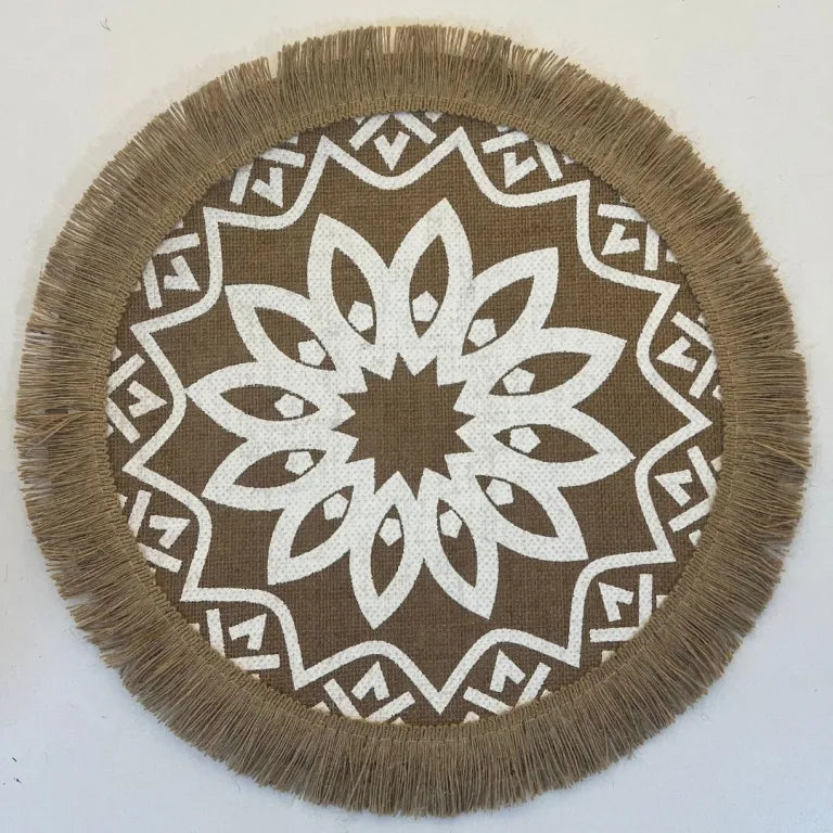 W&M Boho round placemat 35cm dark beige