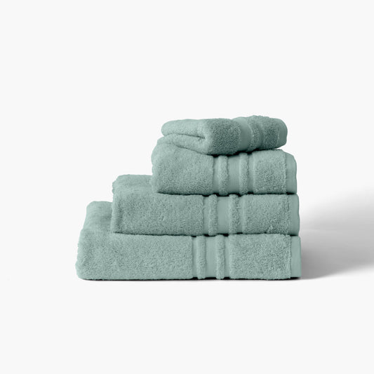 Lola II clay cotton bath towel