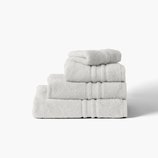 Lola II pearl cotton bath towel