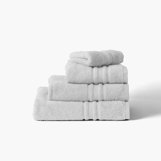 Lola II pearl cotton bath towel