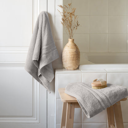 Lola II pearl cotton bath towel